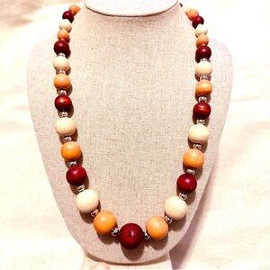 Vintage | Necklace | Vintage Wooden Bead Necklace